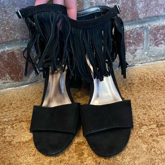 Carlos by Carlos Santana Festival Fringe 'Gilda' Boho‎  Strappy Heels - Picture 2 of 7